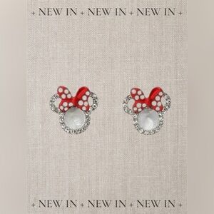 NWOT Minnie Mouse Earrings